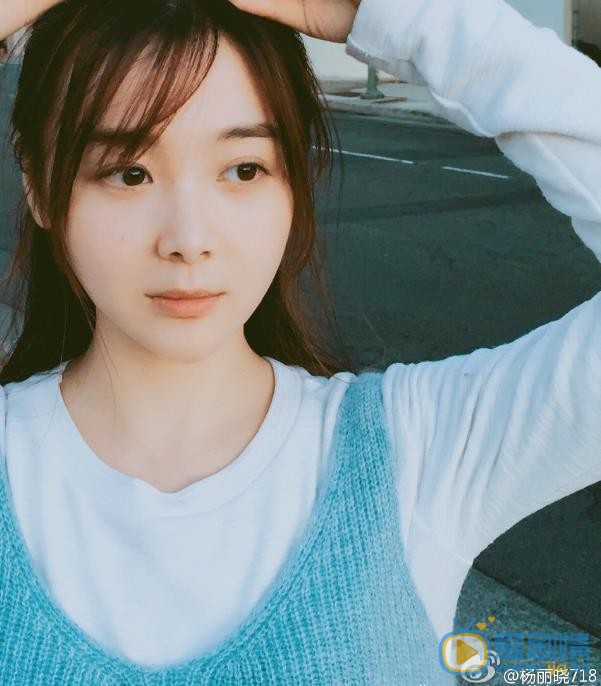 杨丽晓街拍写真
