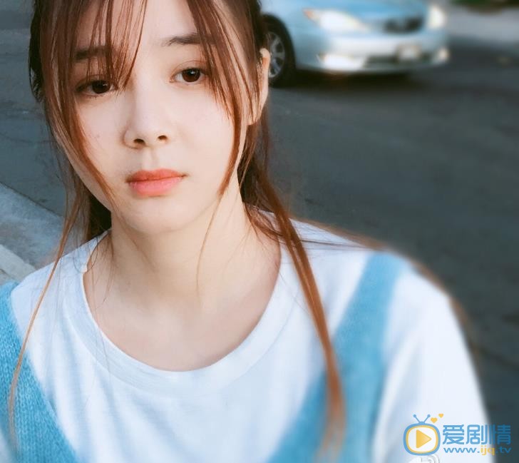 杨丽晓街拍写真 杨丽晓高清写真_杨丽晓高清剧照
