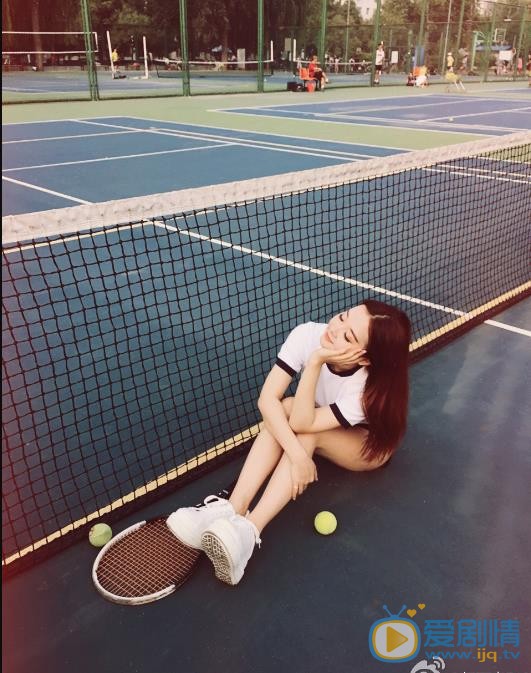 杨丽晓街拍写真 杨丽晓高清写真_杨丽晓高清剧照