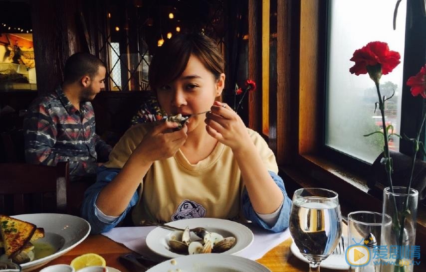 杨丽晓生活照 杨丽晓高清写真_杨丽晓高清剧照