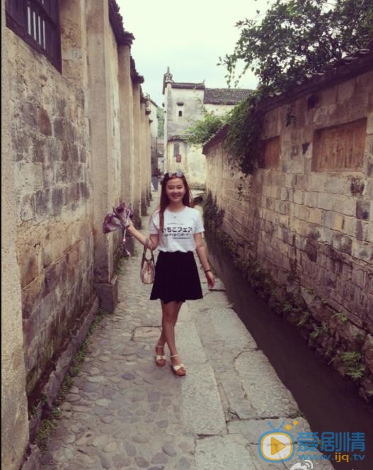 杨丽晓旅行大片 杨丽晓高清写真_杨丽晓高清剧照