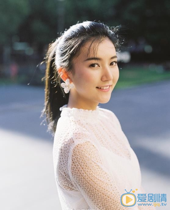 李欣颖唯美街拍 李欣颖高清写真_李欣颖高清剧照