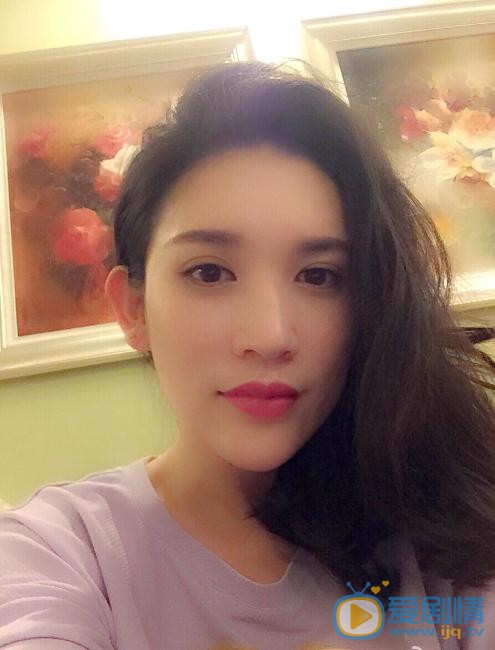 商忆莎生活照 商忆莎高清写真_商忆莎高清剧照