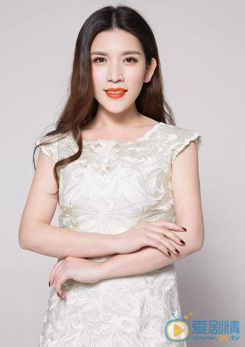 商忆莎气质写真 商忆莎高清写真_商忆莎高清剧照