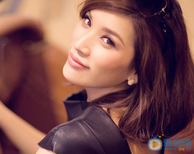 商忆莎气质写真 商忆莎高清写真_商忆莎高清剧照