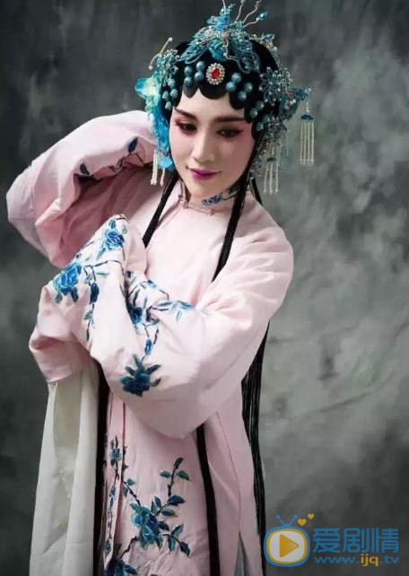 商忆莎戏曲写真 商忆莎高清写真_商忆莎高清剧照