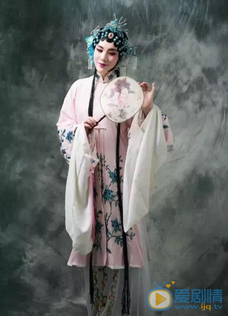 商忆莎戏曲写真 商忆莎高清写真_商忆莎高清剧照