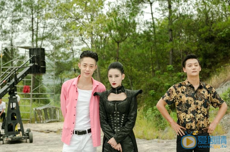 杨卿《护花高手在都市》剧照 杨卿高清写真_杨卿高清剧照
