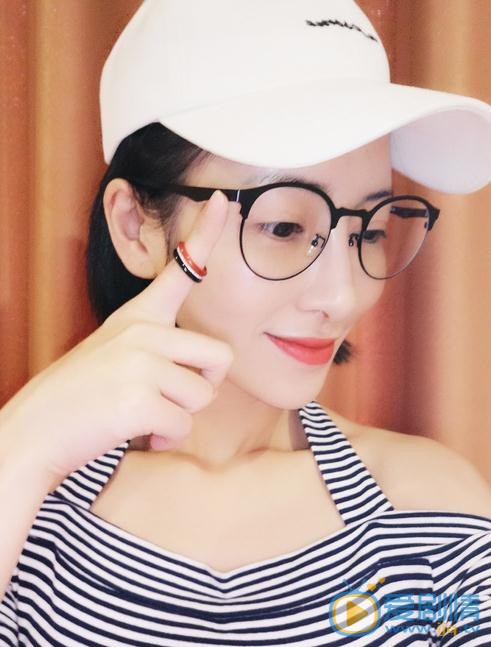 杨卿生活照 杨卿高清写真_杨卿高清剧照