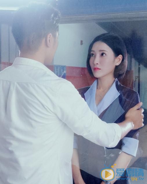 杨卿《护花高手在都市》剧照 杨卿高清写真_杨卿高清剧照