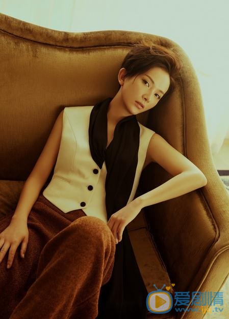 李依玲帅气写真 李依玲高清写真_李依玲高清剧照