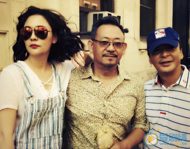 陈佳妍与人合照 陈佳妍高清写真_陈佳妍高清剧照