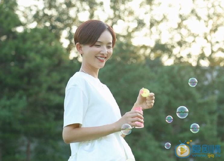 李依玲写真 李依玲高清写真_李依玲高清剧照
