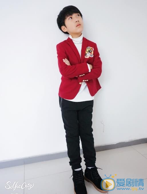 董李无忧街拍写真照 董李无忧高清写真_董李无忧高清剧照