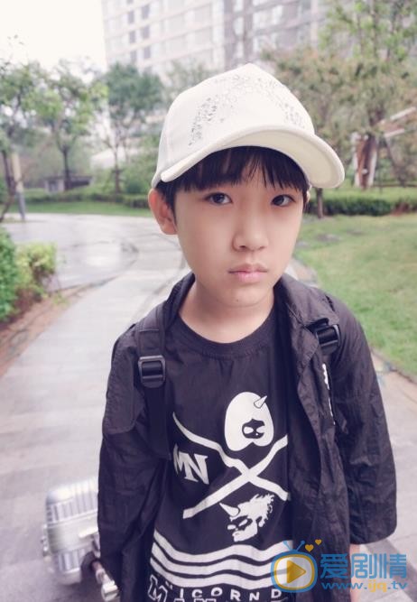 董李无忧生活照 董李无忧高清写真_董李无忧高清剧照