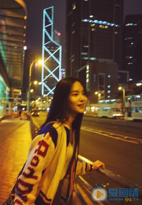 张晓唯街拍写真 张晓唯高清写真_张晓唯高清剧照