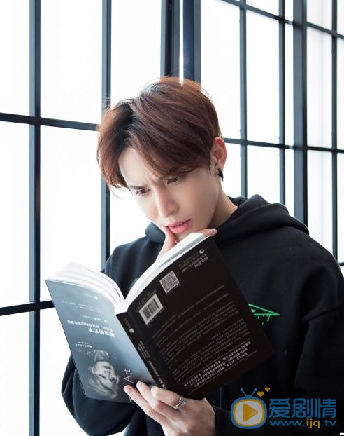 林世杰街拍写真 林世杰高清写真_林世杰高清剧照