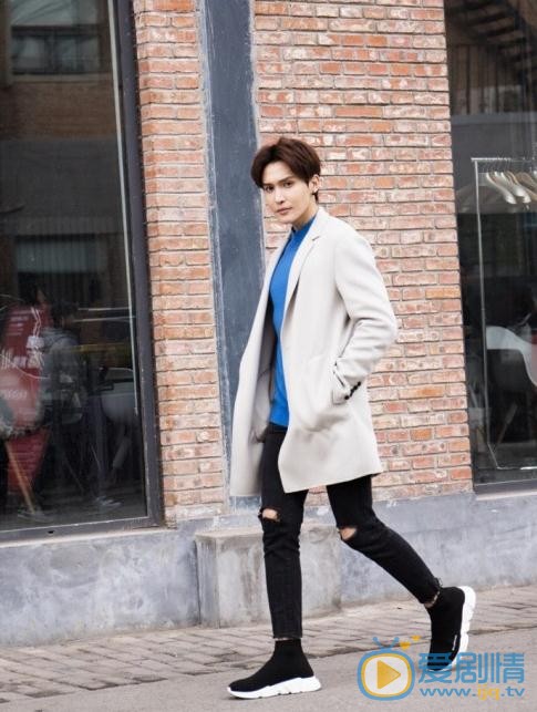 林世杰街拍写真 林世杰高清写真_林世杰高清剧照