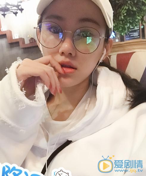 杨曼玉生活照 杨曼玉高清写真_杨曼玉高清剧照