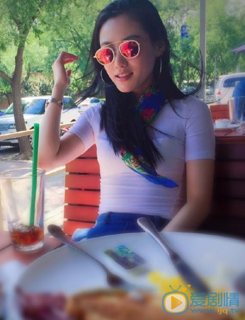 杨曼玉生活照 杨曼玉高清写真_杨曼玉高清剧照