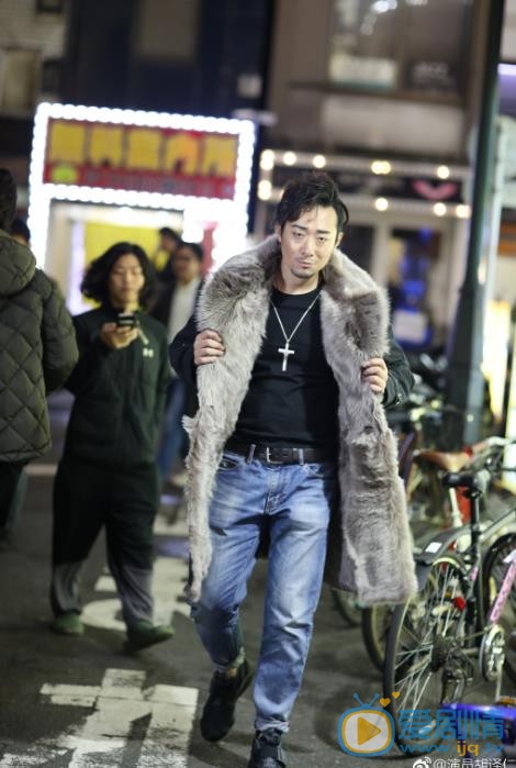 胡译仁街拍写真 胡译仁高清写真_胡译仁高清剧照