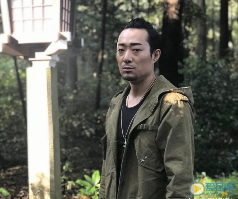 胡译仁街拍写真 胡译仁高清写真_胡译仁高清剧照