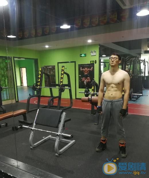 胡译仁生活照 胡译仁高清写真_胡译仁高清剧照