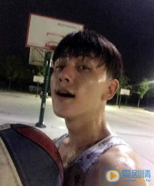 赫雷生活照 赫雷高清写真_赫雷高清剧照
