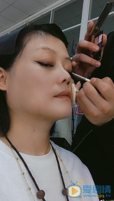 何静生活照 何静高清写真_何静高清剧照