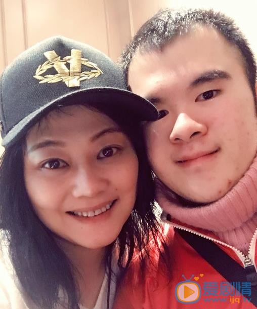 何静生活照 何静高清写真_何静高清剧照