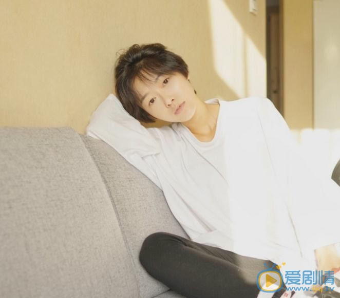 刘洛汐白色写真 刘洛汐高清写真_刘洛汐高清剧照