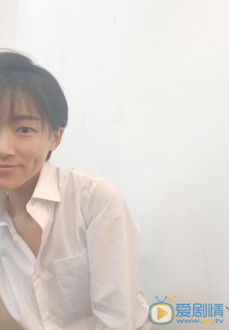 刘洛汐白色写真 刘洛汐高清写真_刘洛汐高清剧照