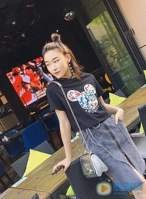 刘洛汐街拍写真 刘洛汐高清写真_刘洛汐高清剧照