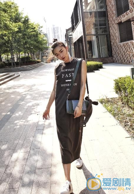 刘洛汐街拍写真 刘洛汐高清写真_刘洛汐高清剧照