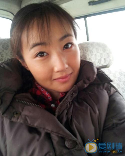 尹馨梓片场照 尹馨梓高清写真_尹馨梓高清剧照