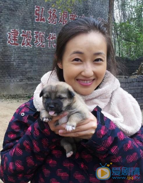 尹馨梓片场照 尹馨梓高清写真_尹馨梓高清剧照