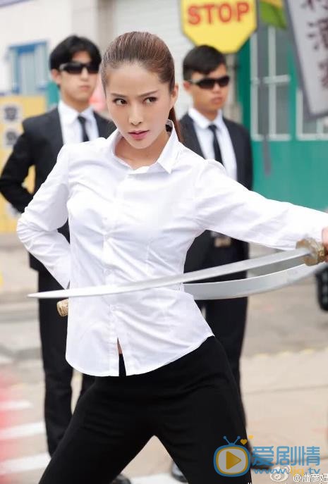 潘彦妃《过境者》剧照 潘彦妃高清写真_潘彦妃高清剧照