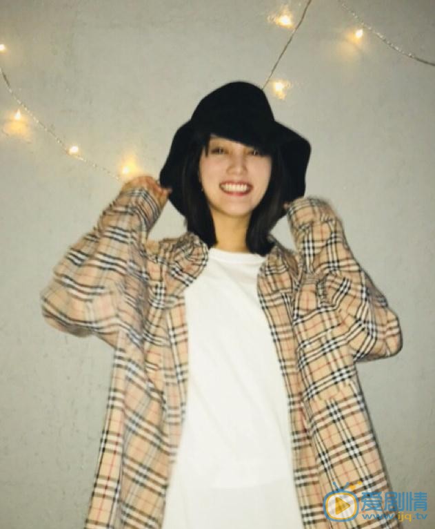 洪佳宁黑白写真 洪佳宁高清写真_洪佳宁高清剧照