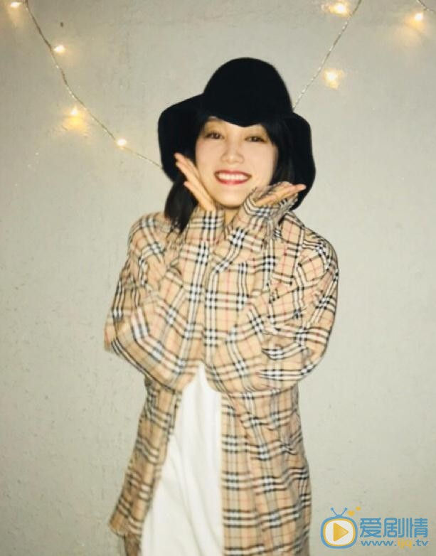 洪佳宁黑白写真 洪佳宁高清写真_洪佳宁高清剧照