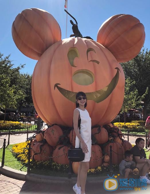 吕夏葳旅行生活照 吕夏葳高清写真_吕夏葳高清剧照