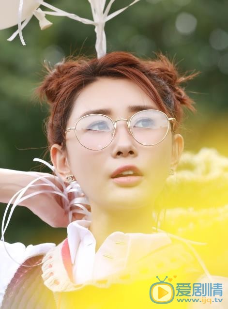吕夏葳靓丽写真 吕夏葳高清写真_吕夏葳高清剧照