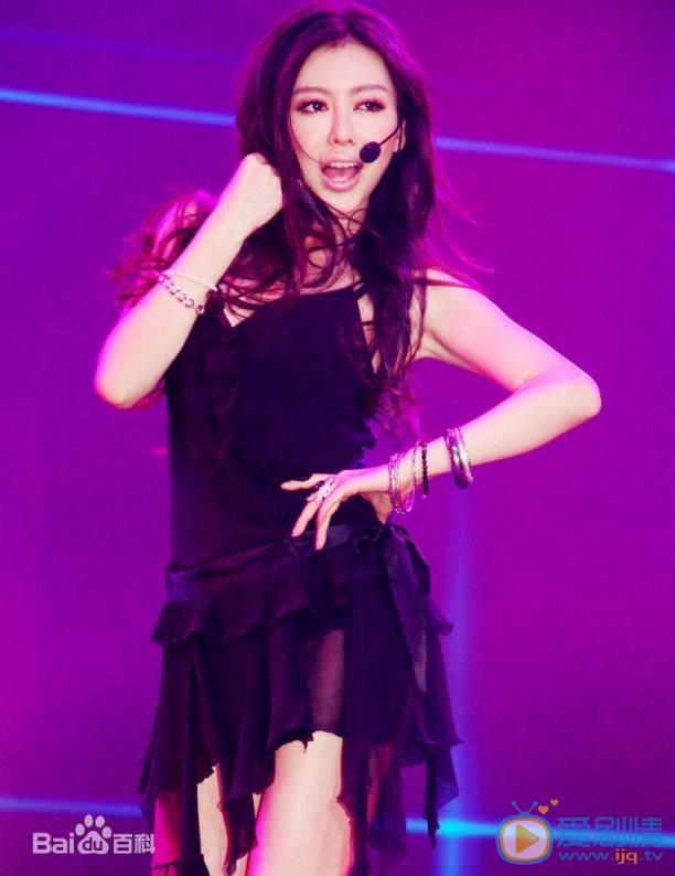 巩新亮演唱会节目 巩新亮高清写真_巩新亮高清剧照
