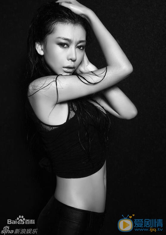 巩新亮性感比基尼 巩新亮高清写真_巩新亮高清剧照