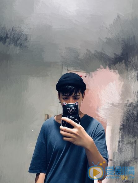 盛冠森生活照 盛冠森高清写真_盛冠森高清剧照