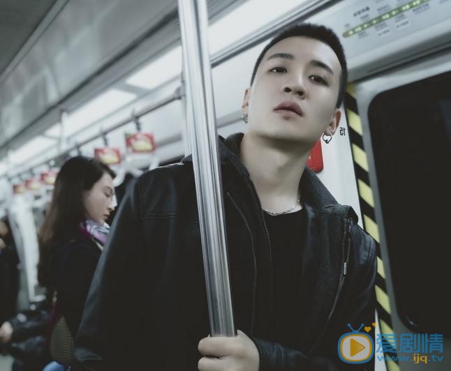 盛冠森生活照 盛冠森高清写真_盛冠森高清剧照