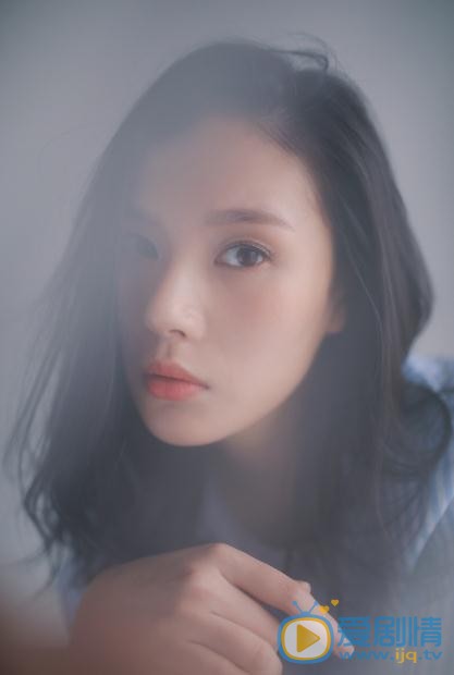 商侃气质写真 商侃高清写真_商侃高清剧照