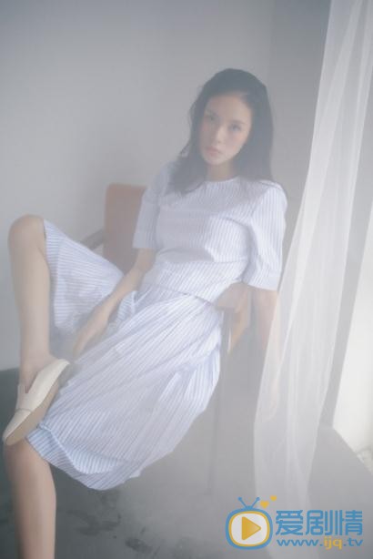 商侃气质写真 商侃高清写真_商侃高清剧照