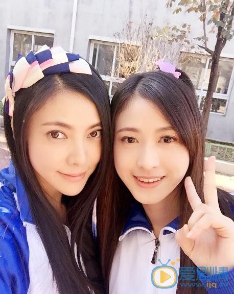 姚星竹与人合照 姚星竹高清写真_姚星竹高清剧照