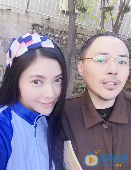 姚星竹与人合照 姚星竹高清写真_姚星竹高清剧照