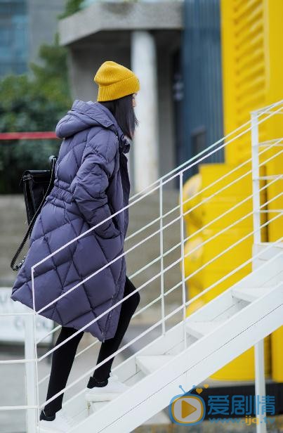 商侃冬日写真 商侃高清写真_商侃高清剧照